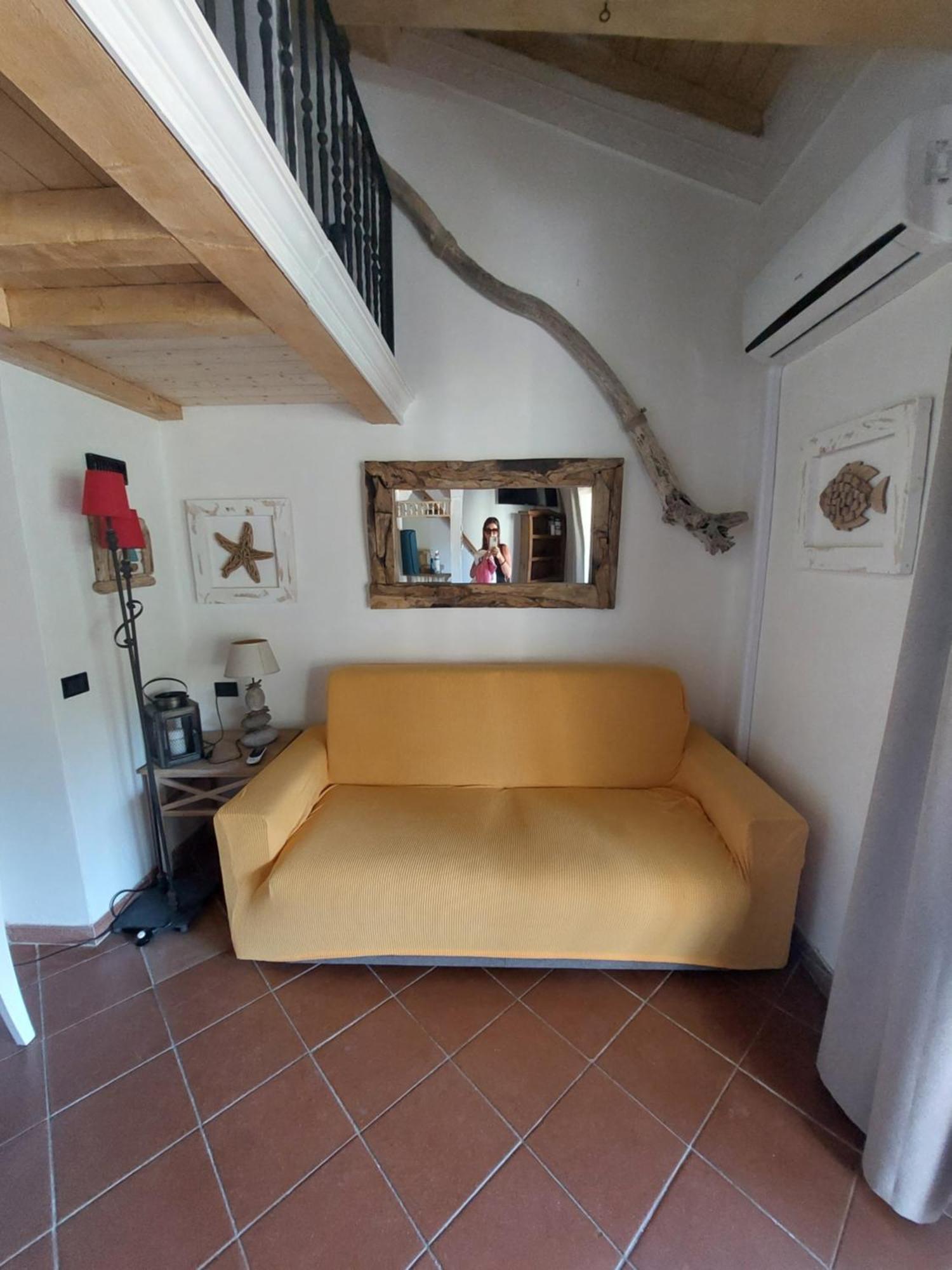 Casetta Bouganville Porto Rotondo Exterior photo